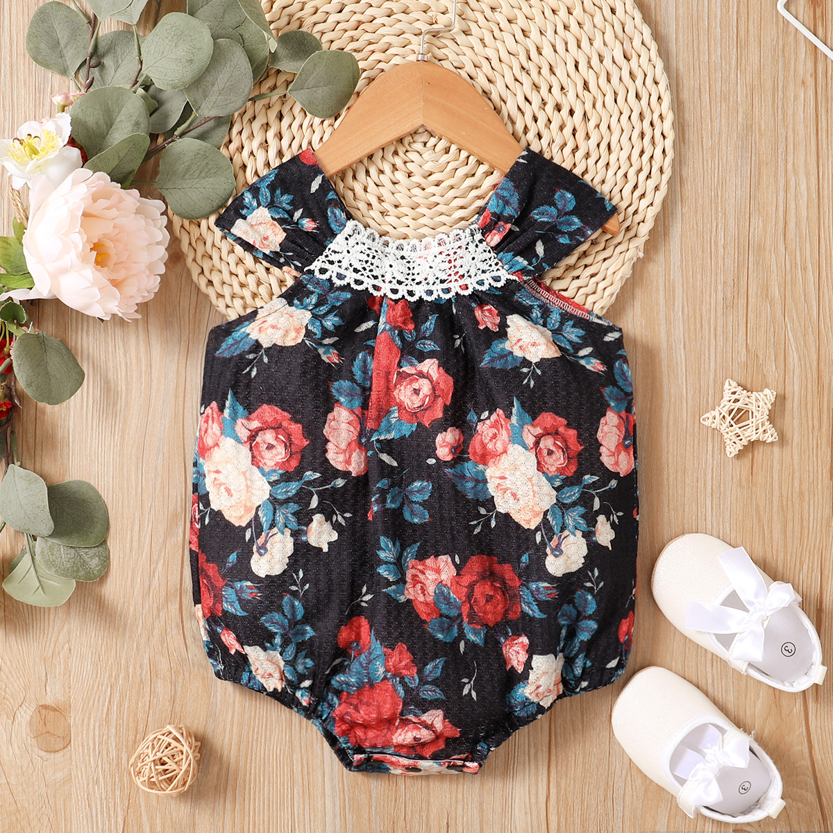 

Floral Allover Lace Decor Sleeveless Black Baby Romper