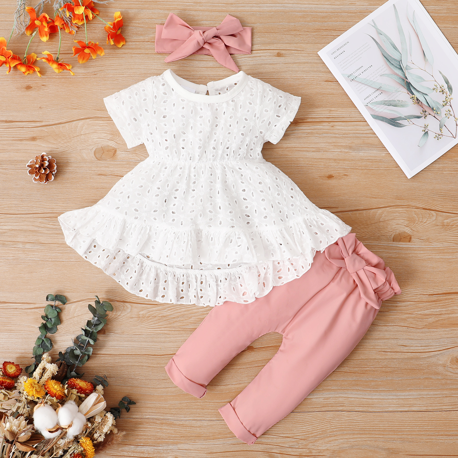 

3pcs Baby Girl Solid Short-sleeve Hollow Out Ruffle Top and Bowknot Trousers Set