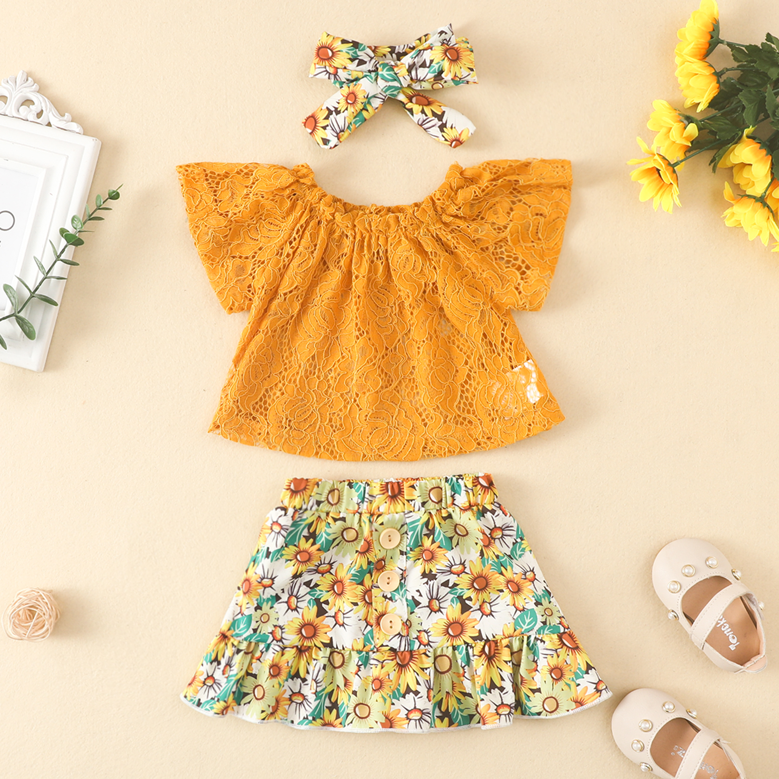 

3pcs Baby Girl Yellow Lace Short-sleeve Top and Floral Print Ruffle Skirt with Headband Set