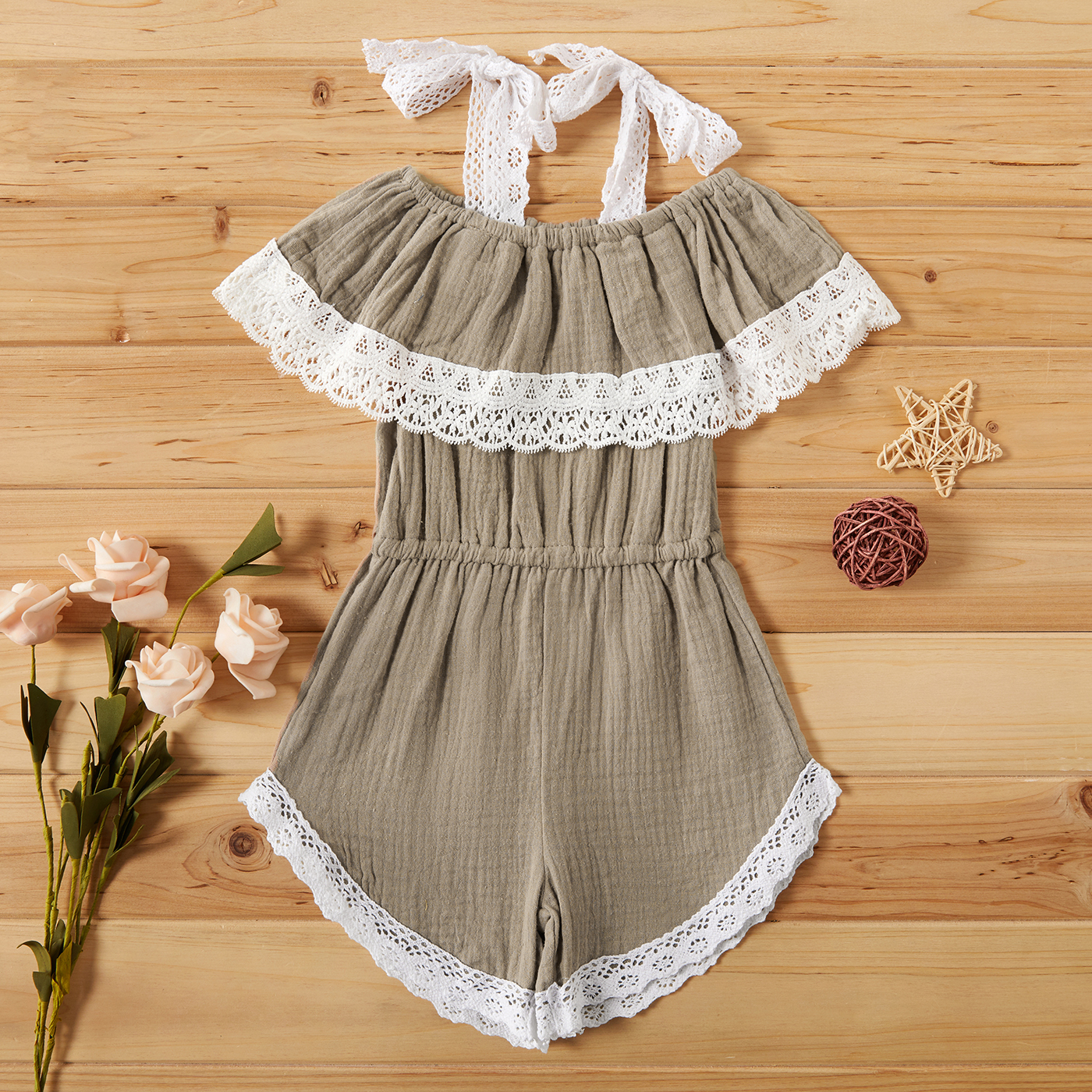 

Baby / Toddler Girl Pretty Lace Decor Solid Jumpsuit