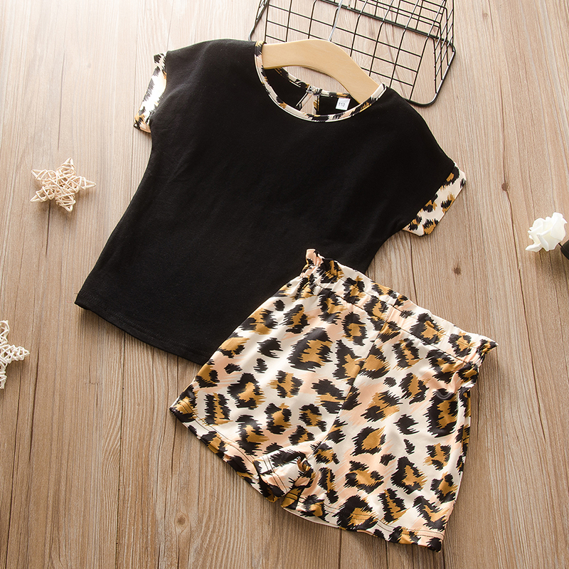 

2-piece Toddler Girl Leopard Print Top and Shorts Set