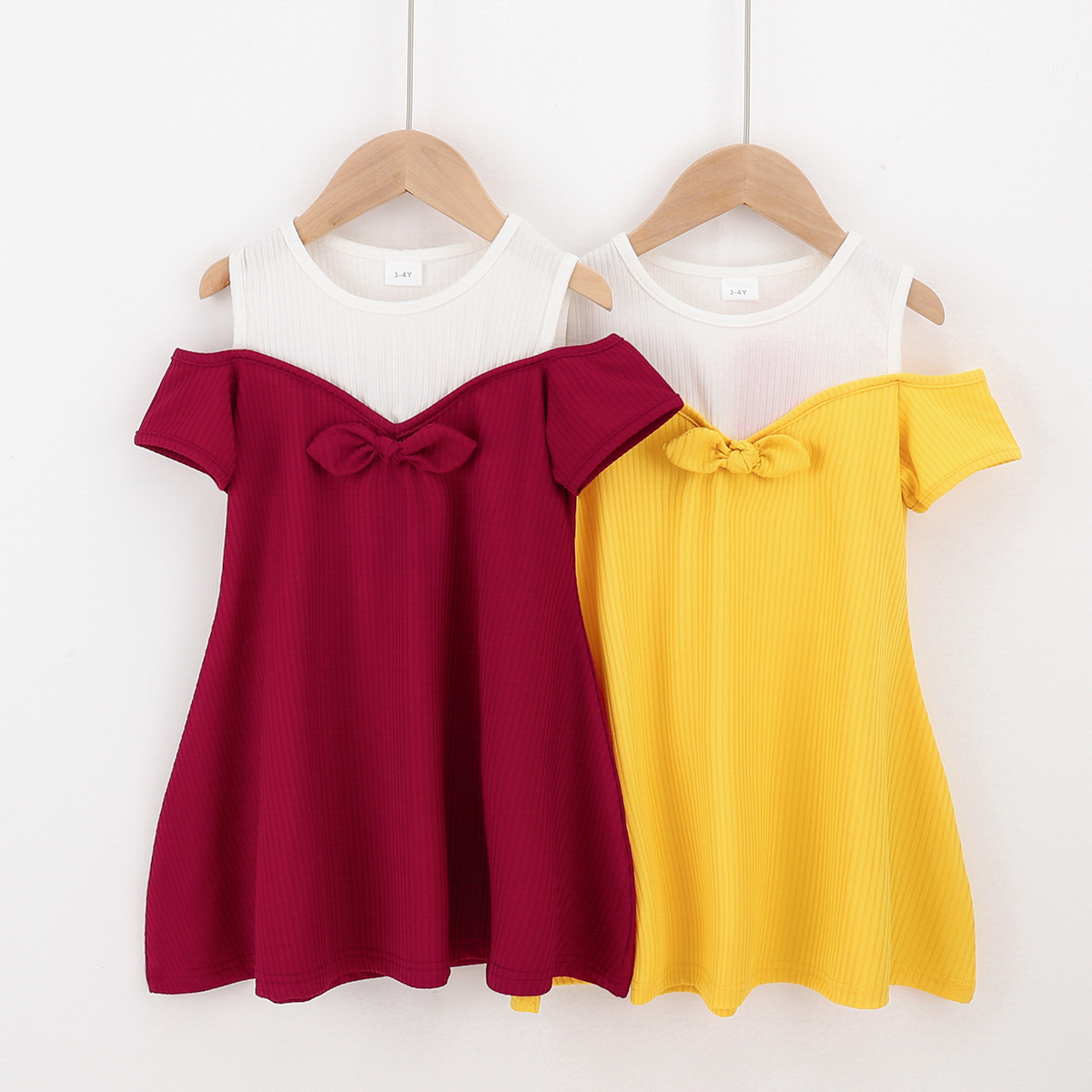 

Baby / Toddler Bowknot Splice Off Shoulder Dress