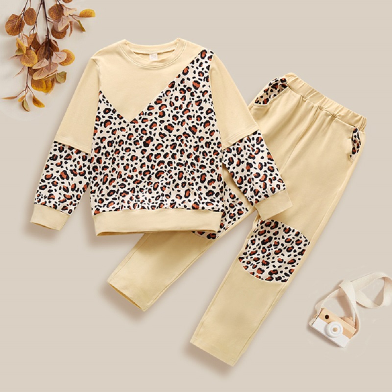 

Trendy Leopard Print Longsleeves Tee and Pants Set