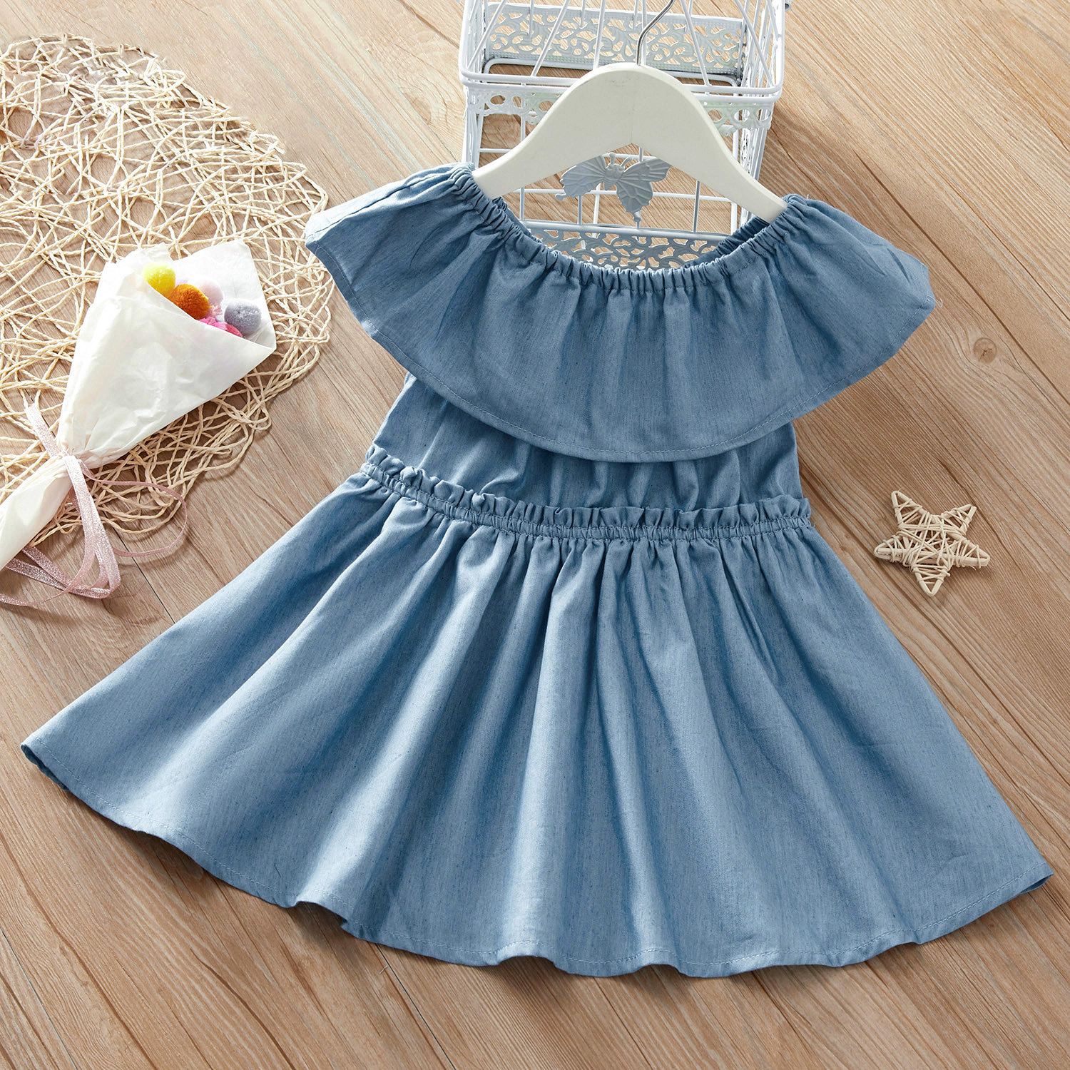 

Baby / Toddler Flounced Collar Off Shoulder Solid Sleeveless Dress