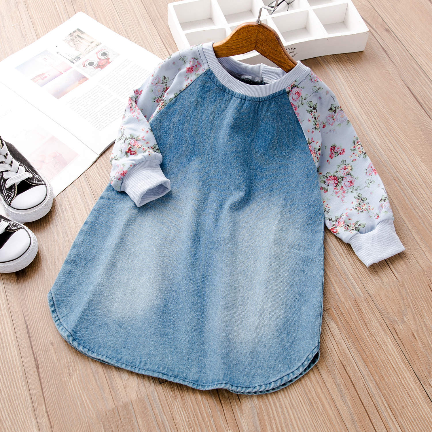 

Baby / Toddler Floral Splice Dress