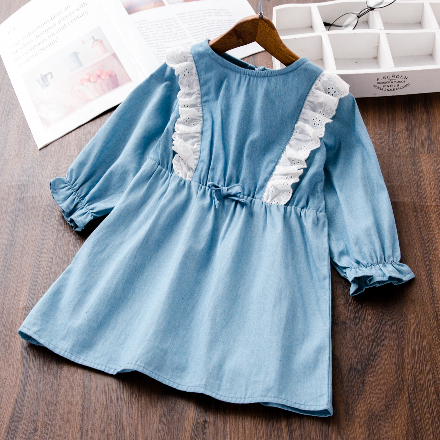 

Baby / Toddler Lace Ruffled Long-sleeve Dress