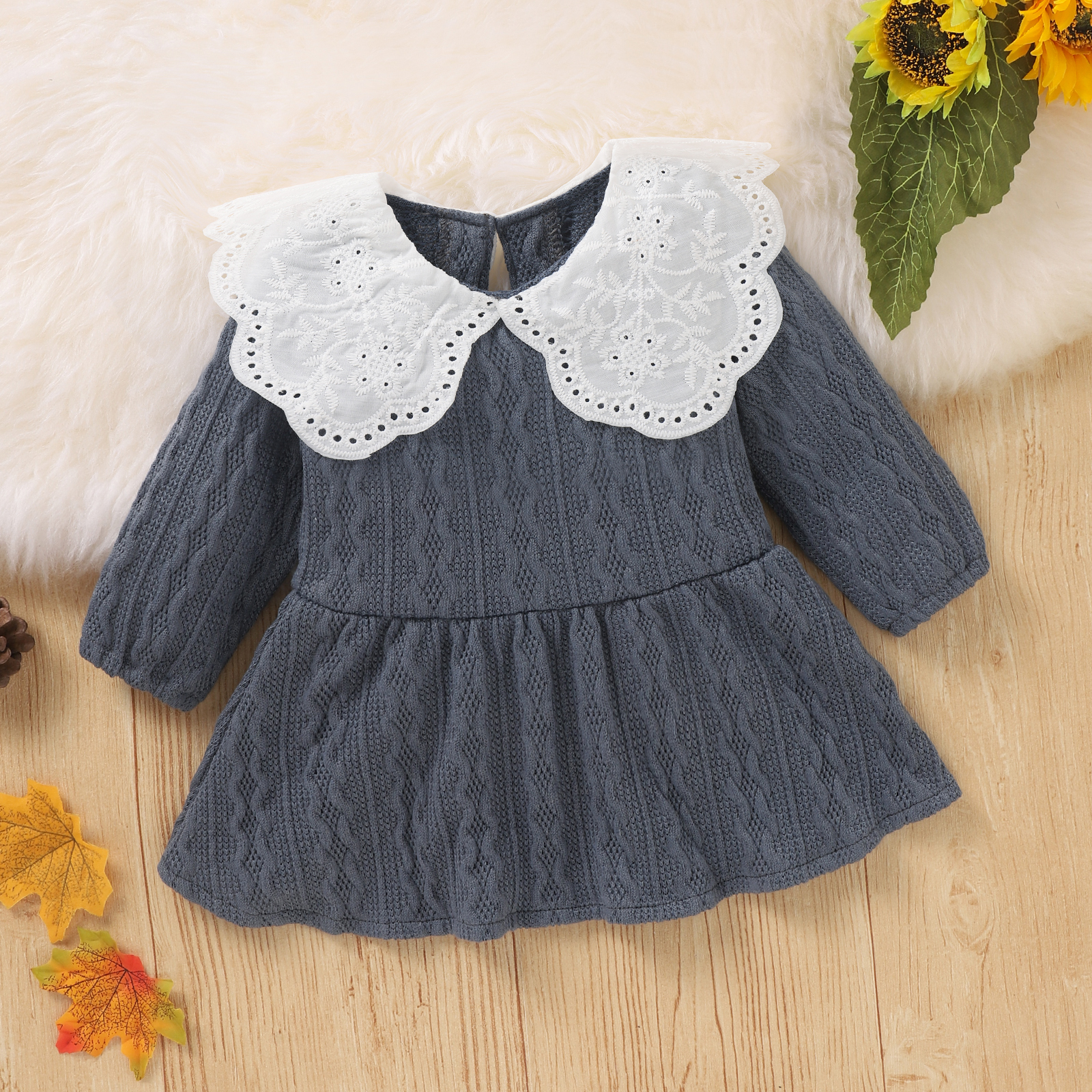 

Grey Knit Doll Collar Long-sleeve Baby Dress