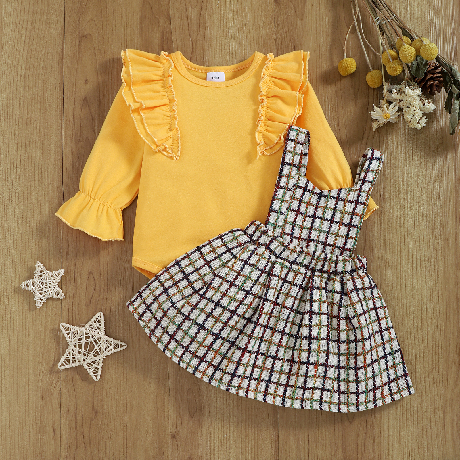 

2pcs Baby Ruffle Long-sleeve Romper and Plaid Overall Dress Set