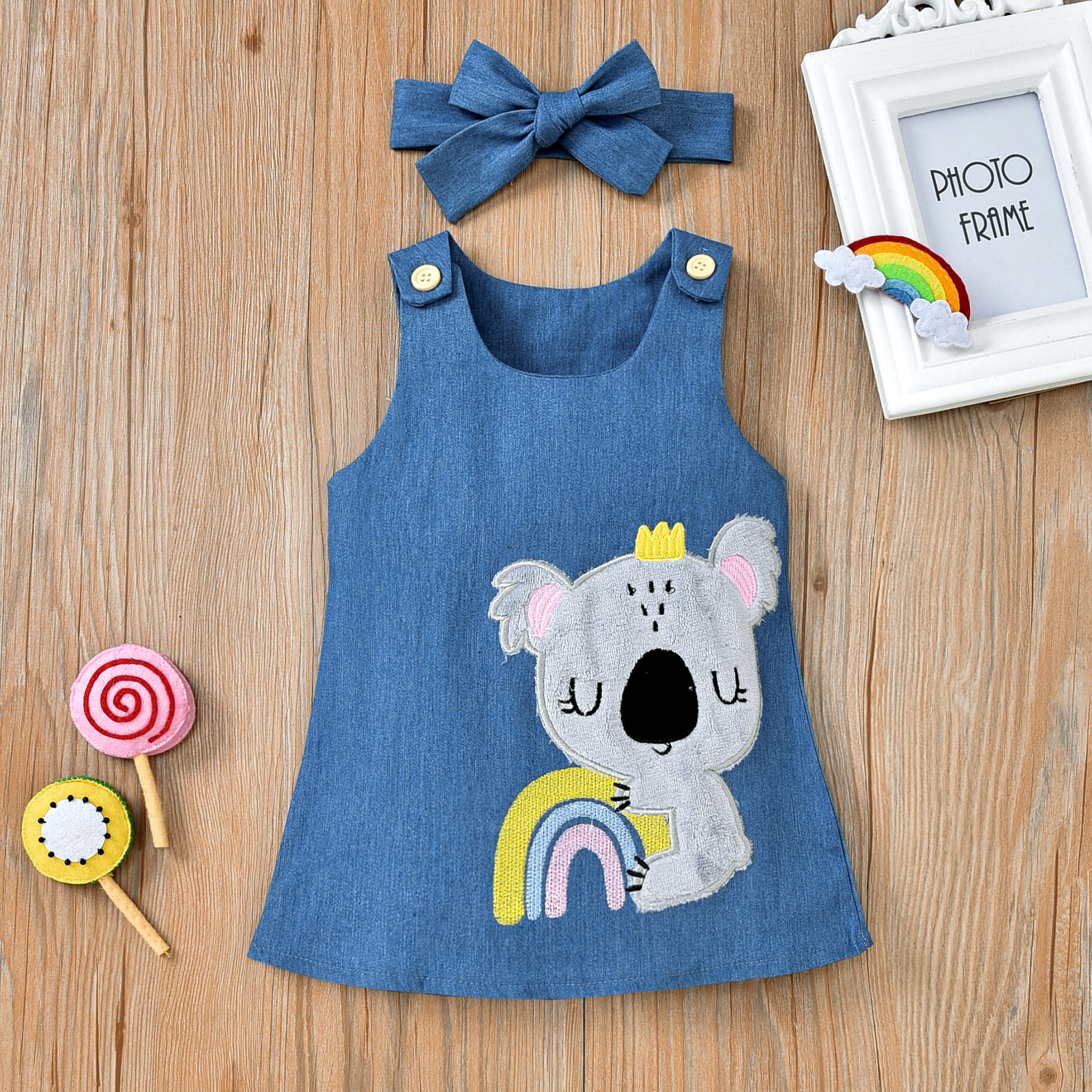 

2pcs Baby Cartoon Koala Embroidered Sleeveless Blue Denim Dress Set