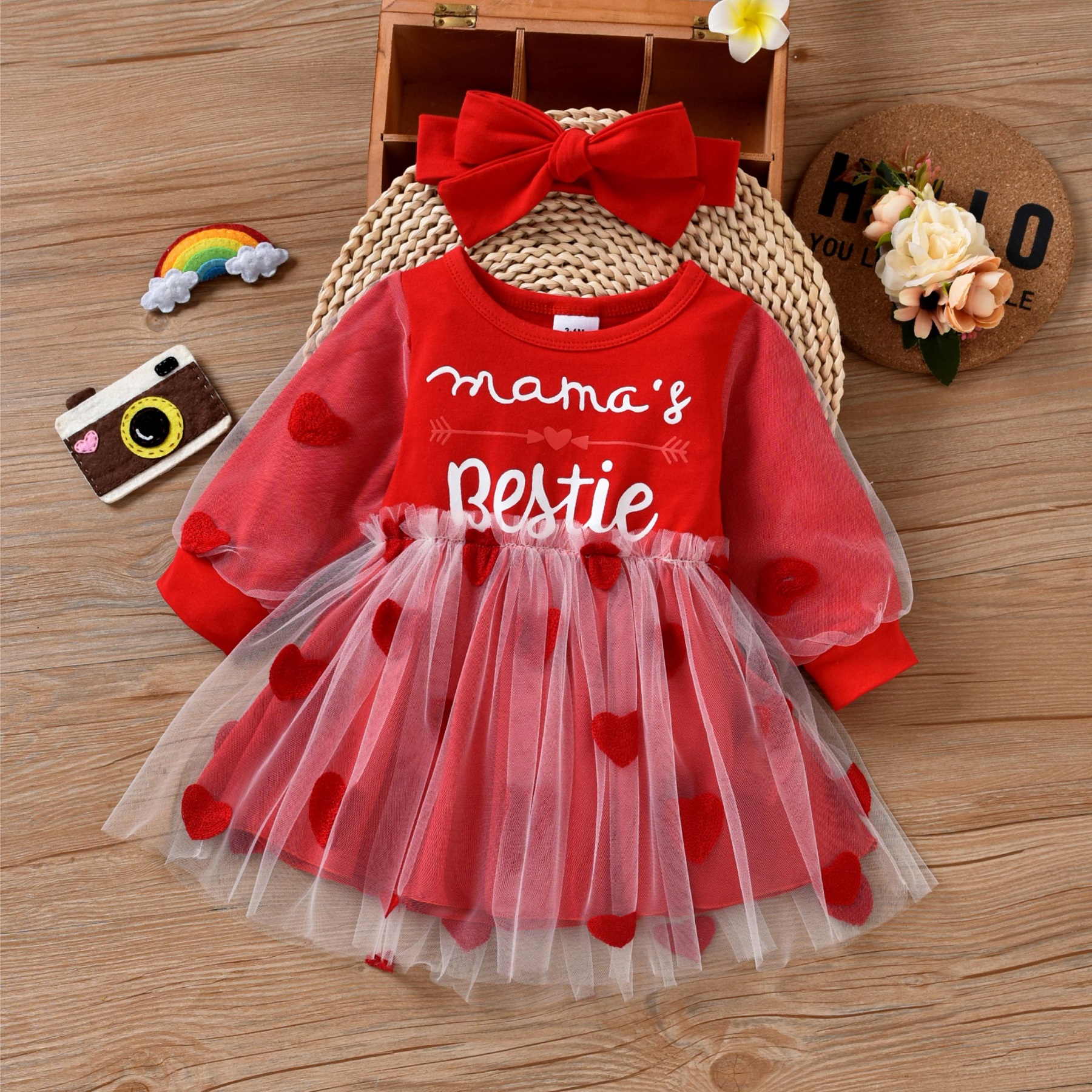 

2pcs Baby Girl Letter Print Red Long-sleeve Love Heart Pattern Mesh Dress Set