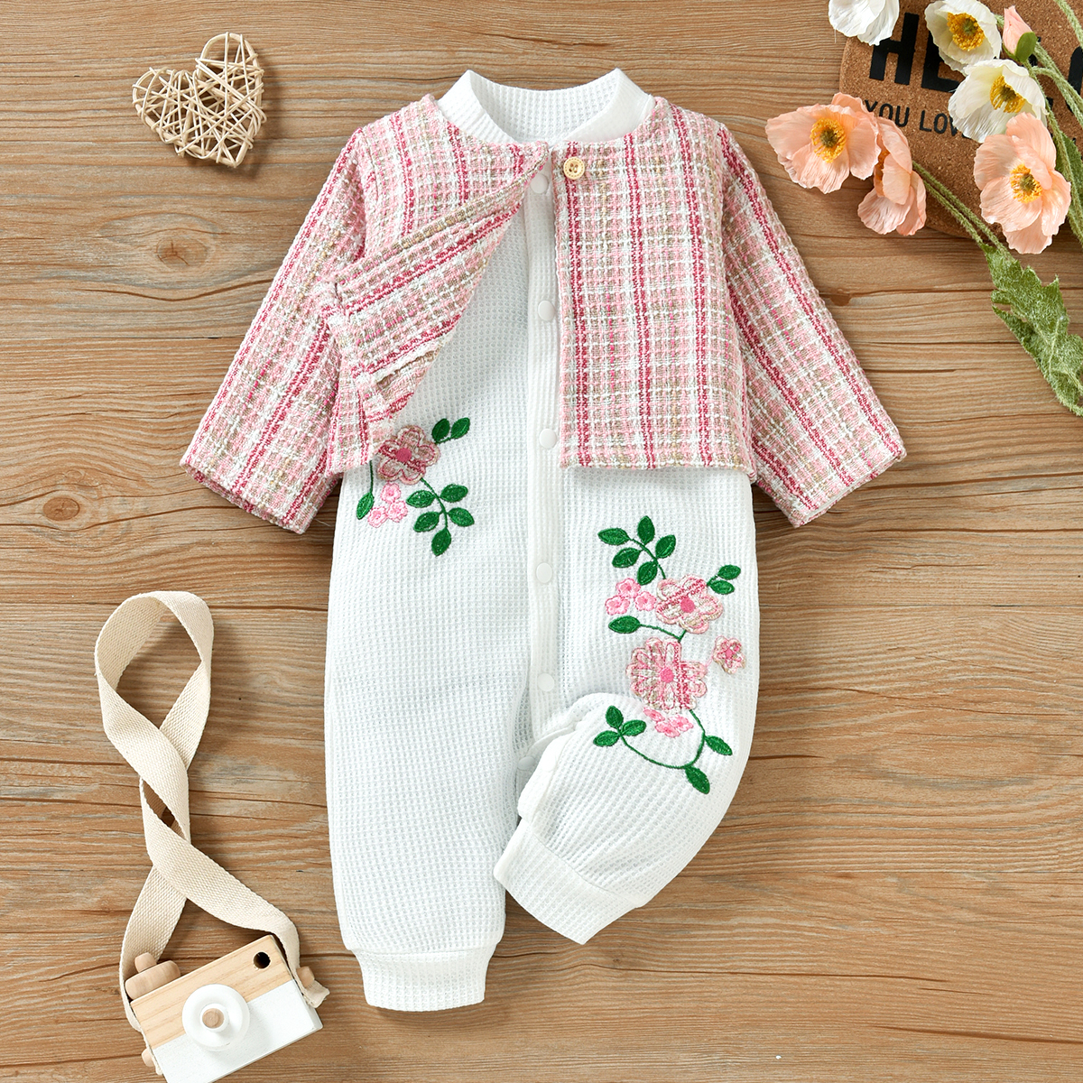 

2pcs Baby Girl Pink Tweed Long-sleeve Cardigan and White Embroidered Waffle Jumpsuit Set