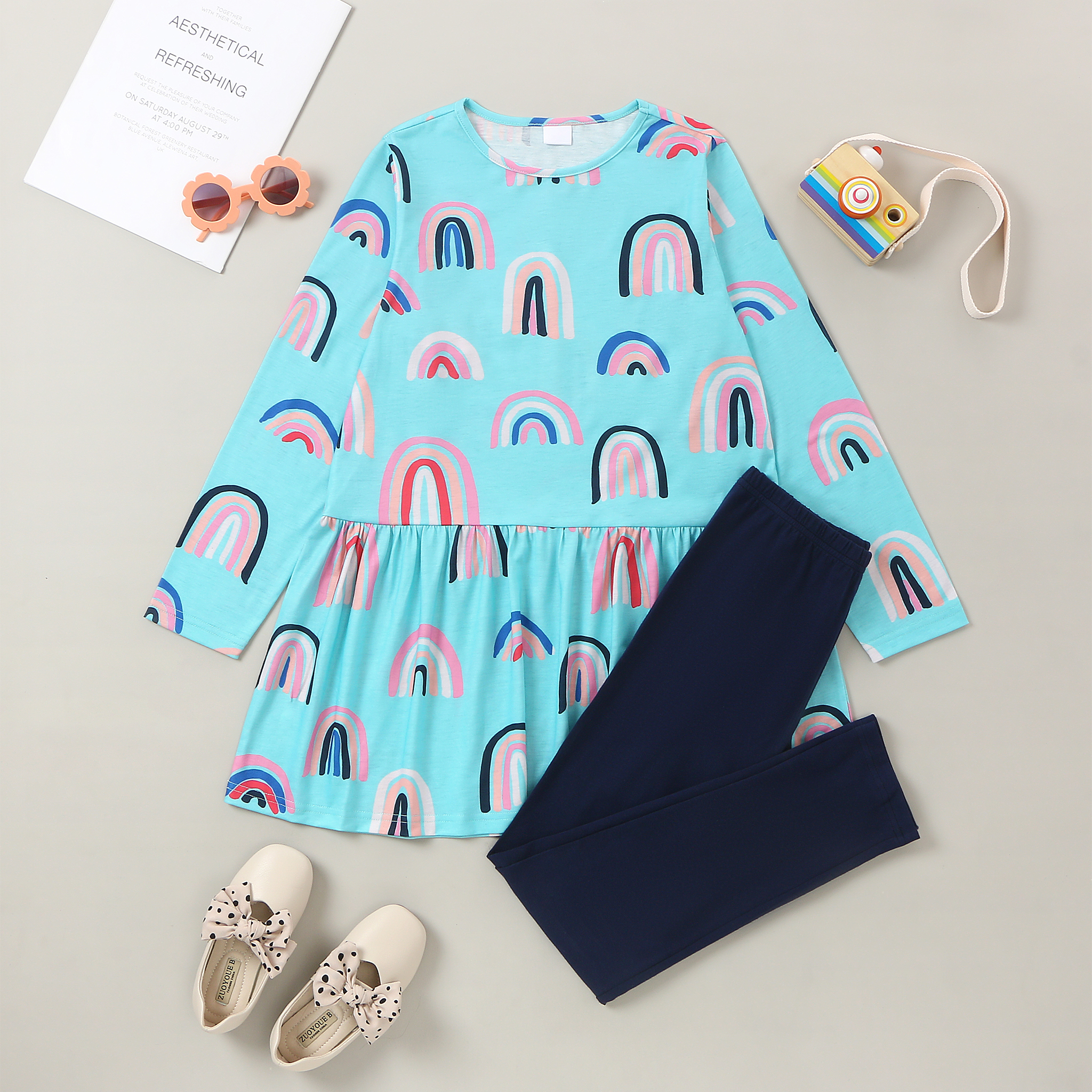 

Kid Girl Beautiful Rainbow Pullover & Leggings Set Set