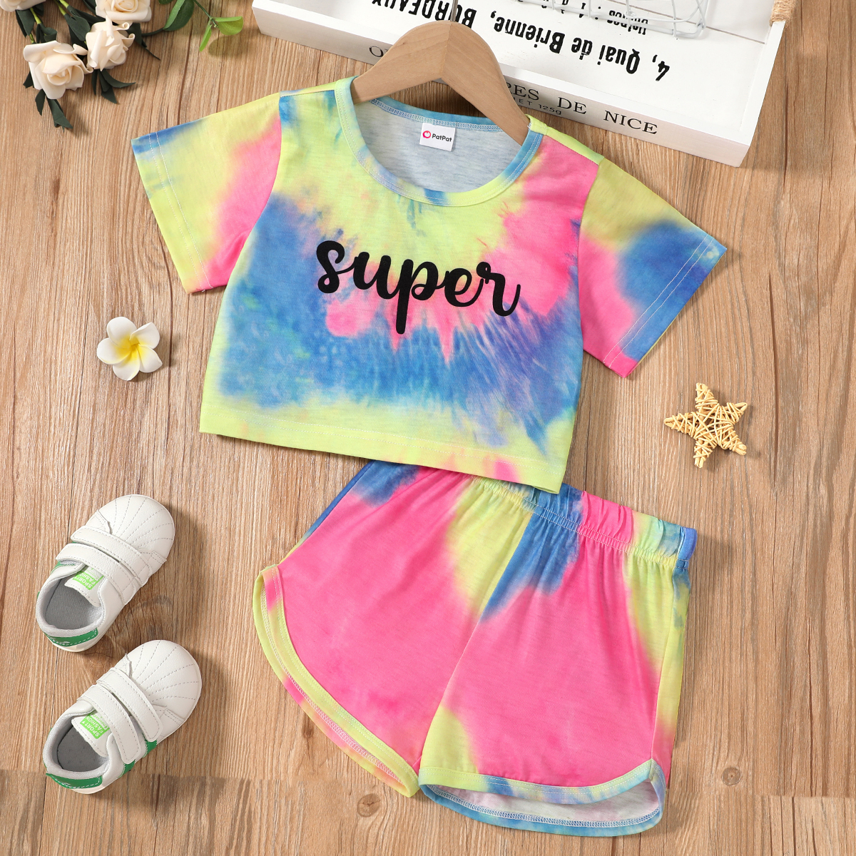 

2pcs Toddler Girl Casual Colorblock Top and Shorts Suit