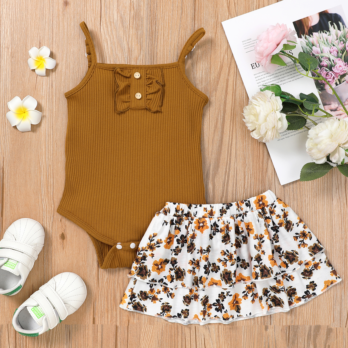 

2pcs Baby Girl Sleeveless Floral Print Ruffled Skirt Set