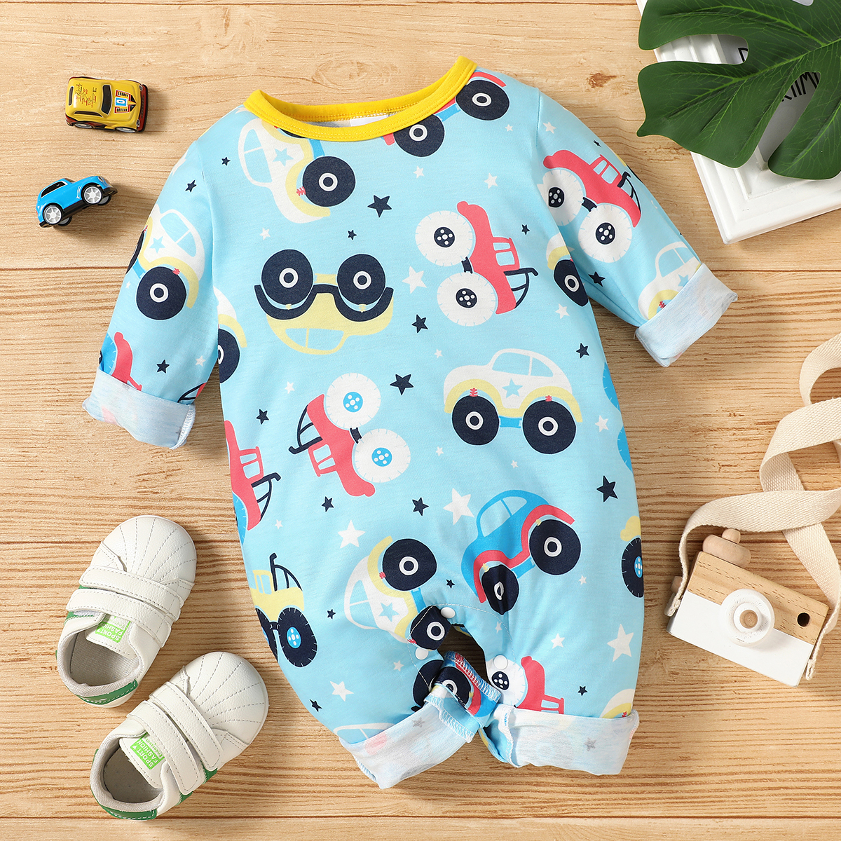 

Baby Boy Star Vehicle Car Print Button Design Long-sleeve Jumpsuit