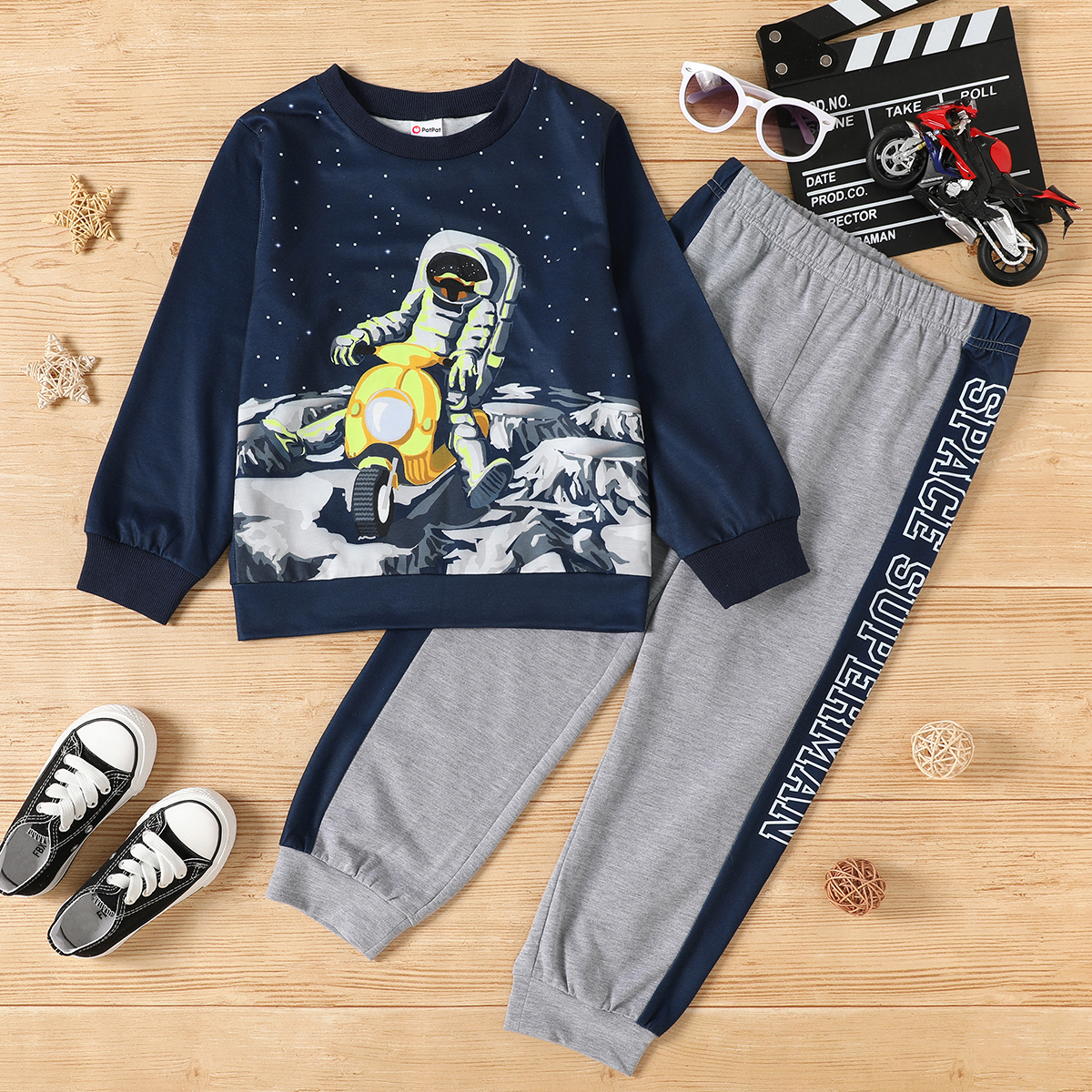 

2-piece Kid Boy Astronaut Vehicle Print Long-sleeve Top and Letter Print Elasticized Pants Set