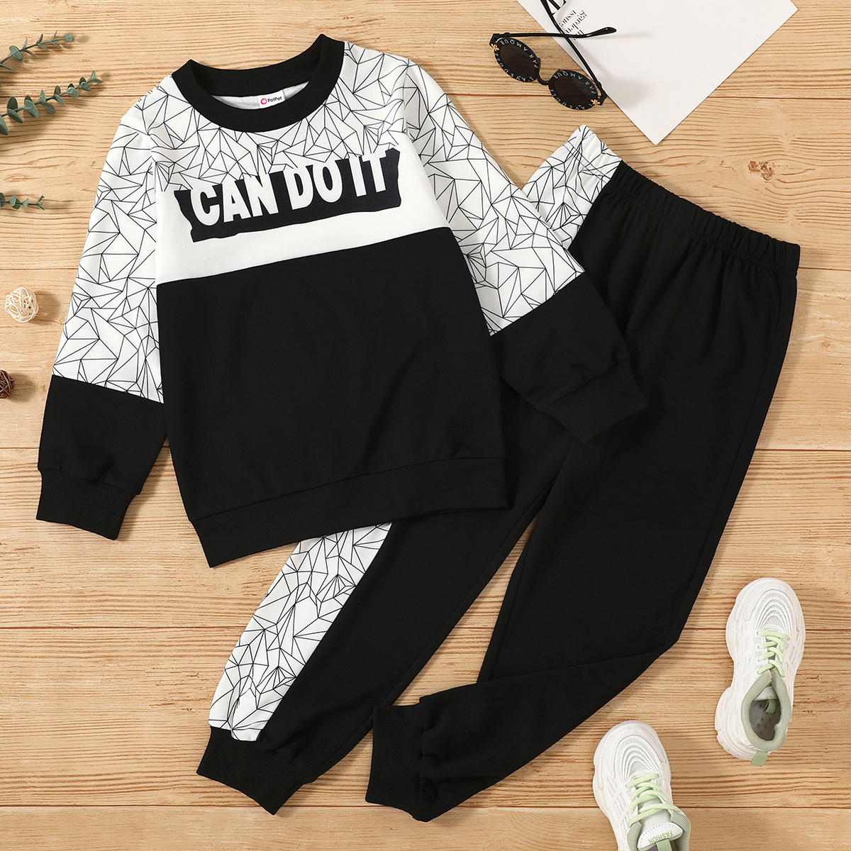 

2-piece Kid Boy Letter Geometric Print Long-sleeve Top and Elasticized Pants Casual Set