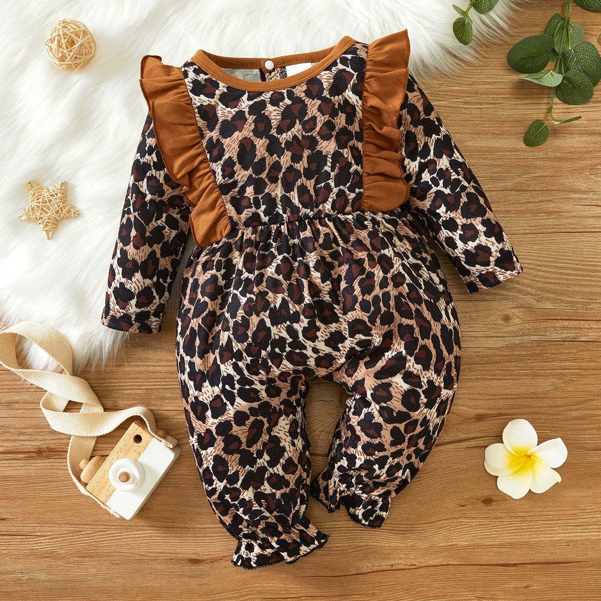 

Baby Girl Brown Leopard Long-sleeve Ruffle Jumpsuit