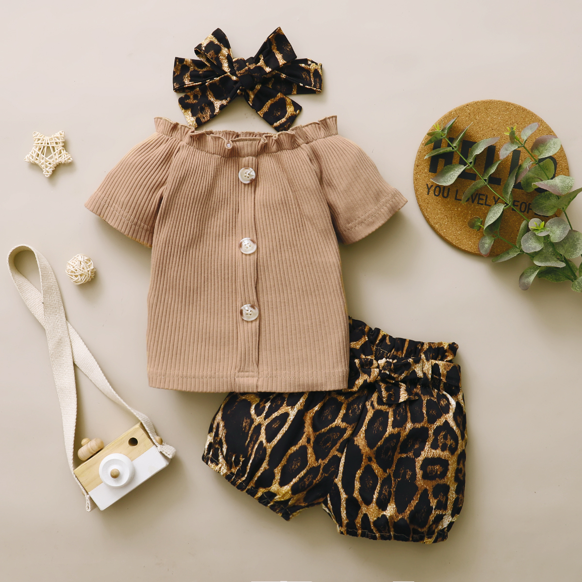 

3pcs Baby Girl Sweet Leopard Short-sleeve Solid Cotton Baby's Sets