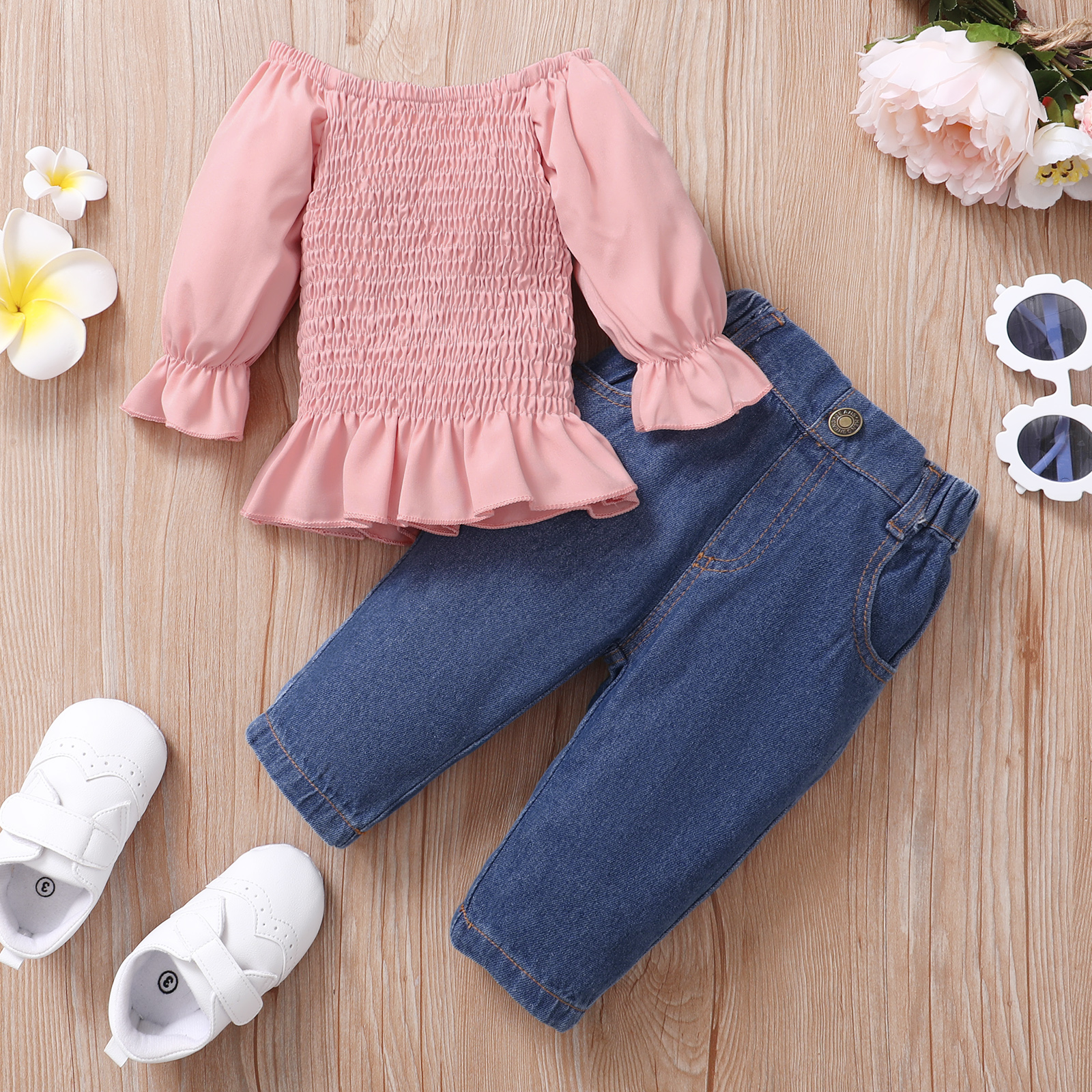 

2pcs Baby Girl Solid Off Shoulder Long-sleeve Shirred Top and Denim Jeans Set