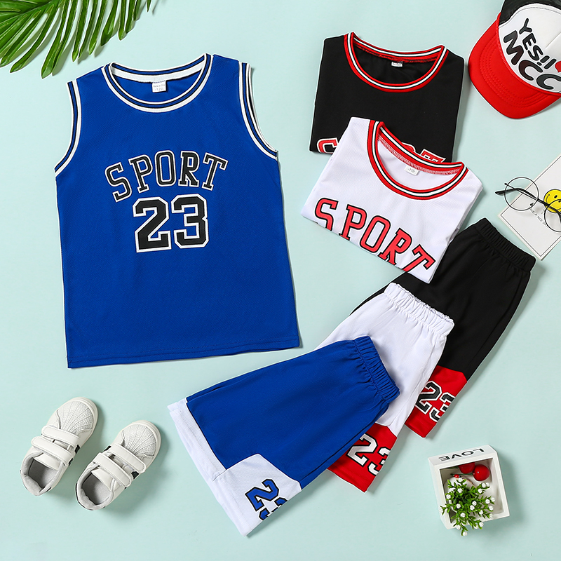 

Trendy Kid Boy 2-piece Sleeveless Letter Number Print Shorts Suits