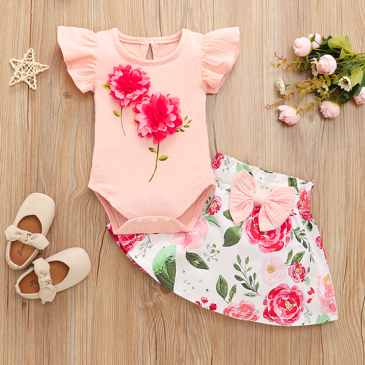 

2pcs Baby Girl 3D Flowers Embroidered Pink Flutter-sleeve Romper and Floral Print Mini Skirt Set