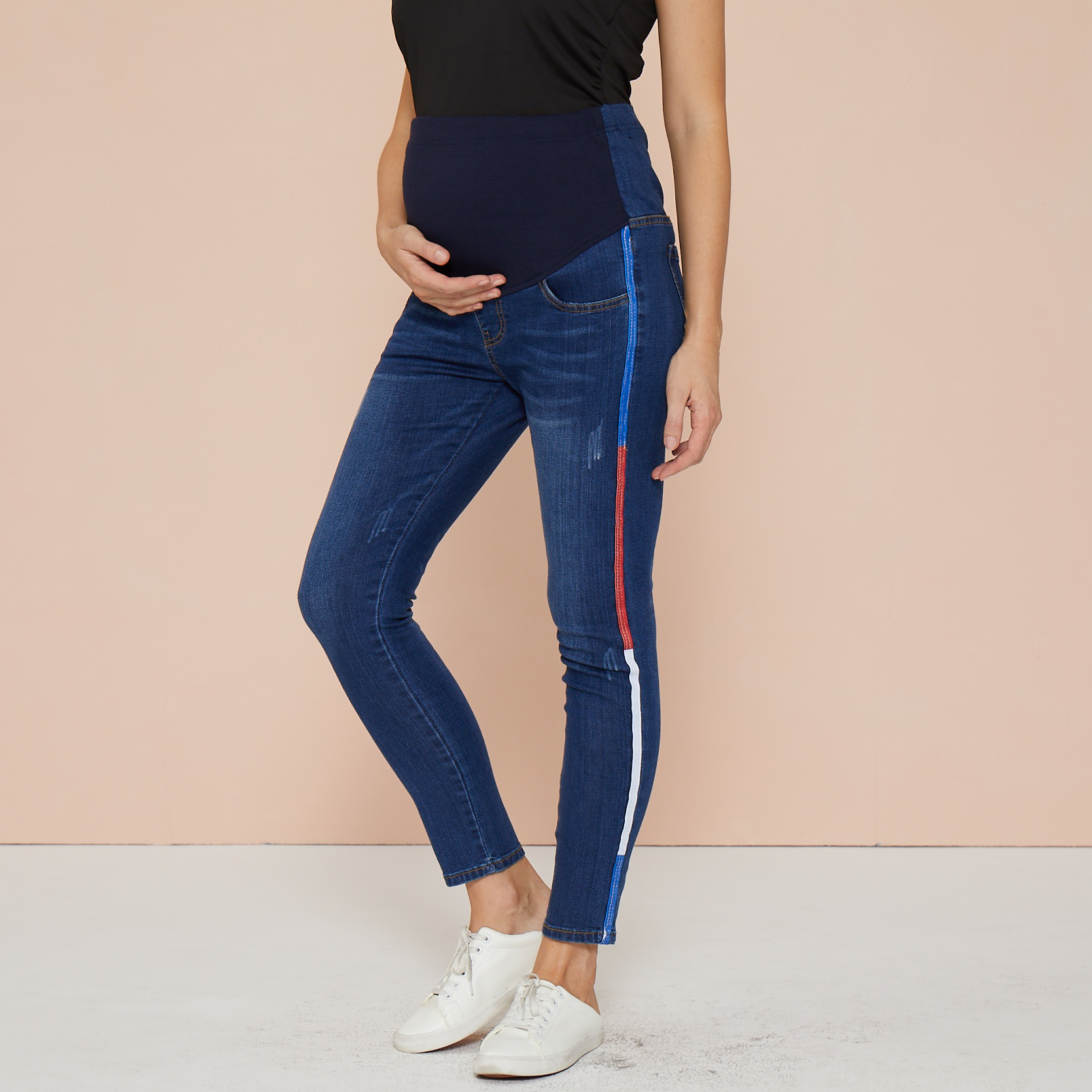 

Casual Solid Maternity Jeans