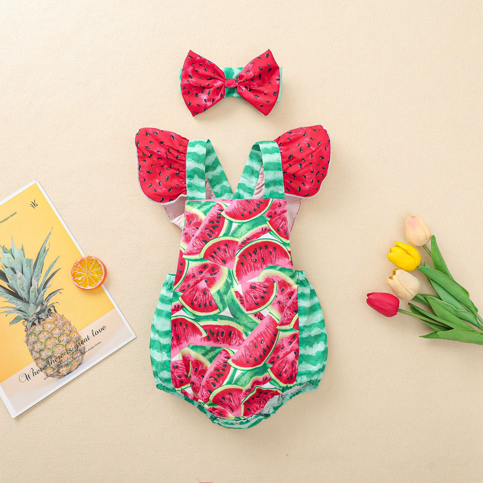 

2pcs Watermelon Print Bowknot Decor Flutter-sleeve Baby Set