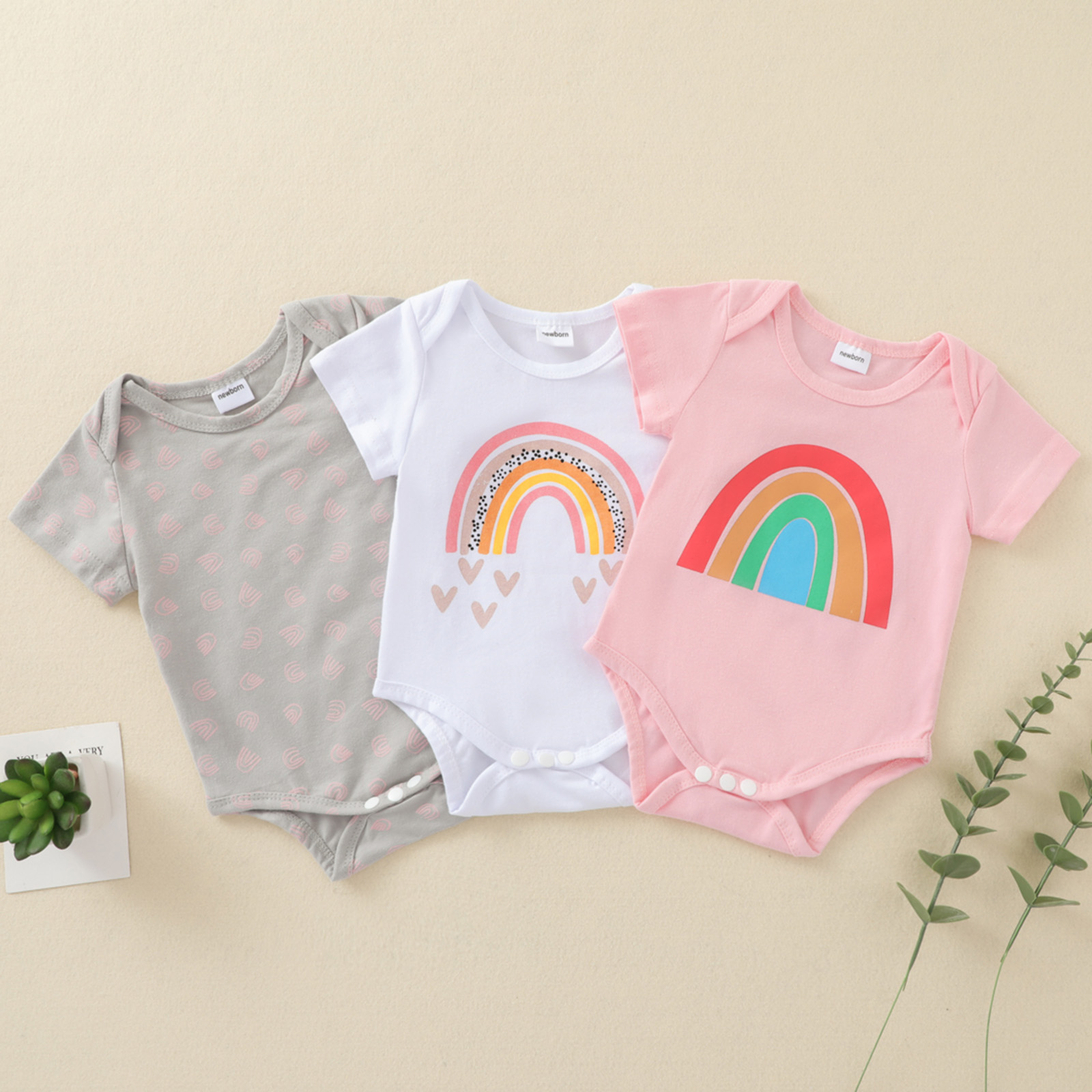 

Rainbow Print Short-sleeve Baby Romper
