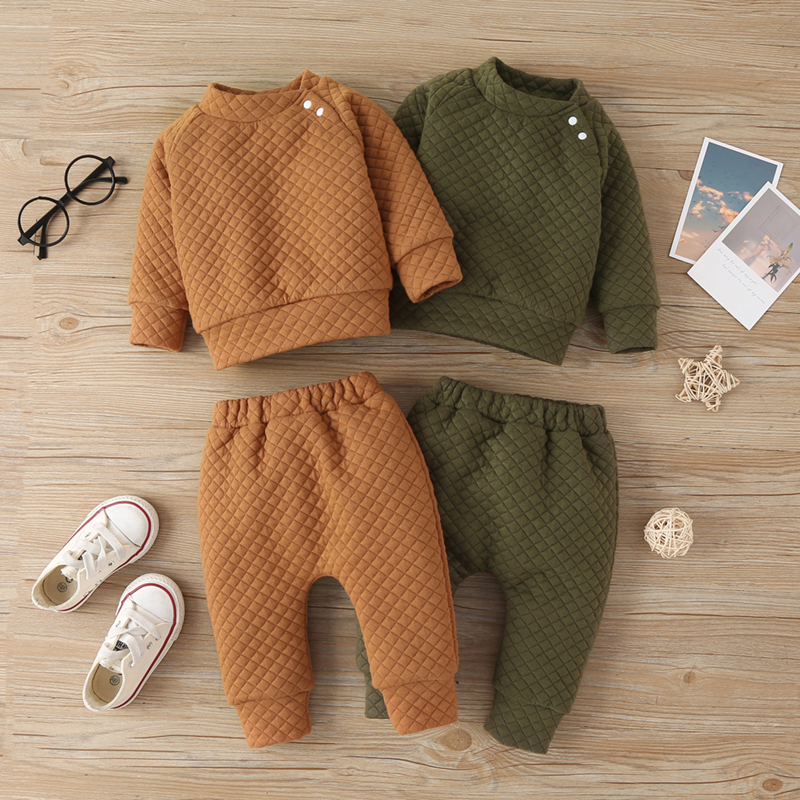 

2pcs Baby Boy/Girl Solid Thickened Quilted Long-sleeve Top and Trousers Set