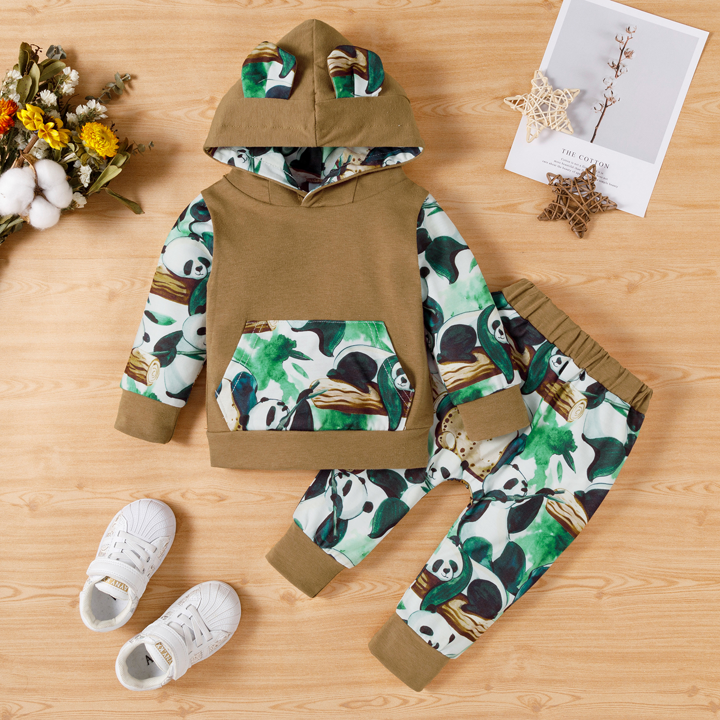 

2pcs Baby Boy Panda Print Brown Long-sleeve Hoodie and Trousers Set
