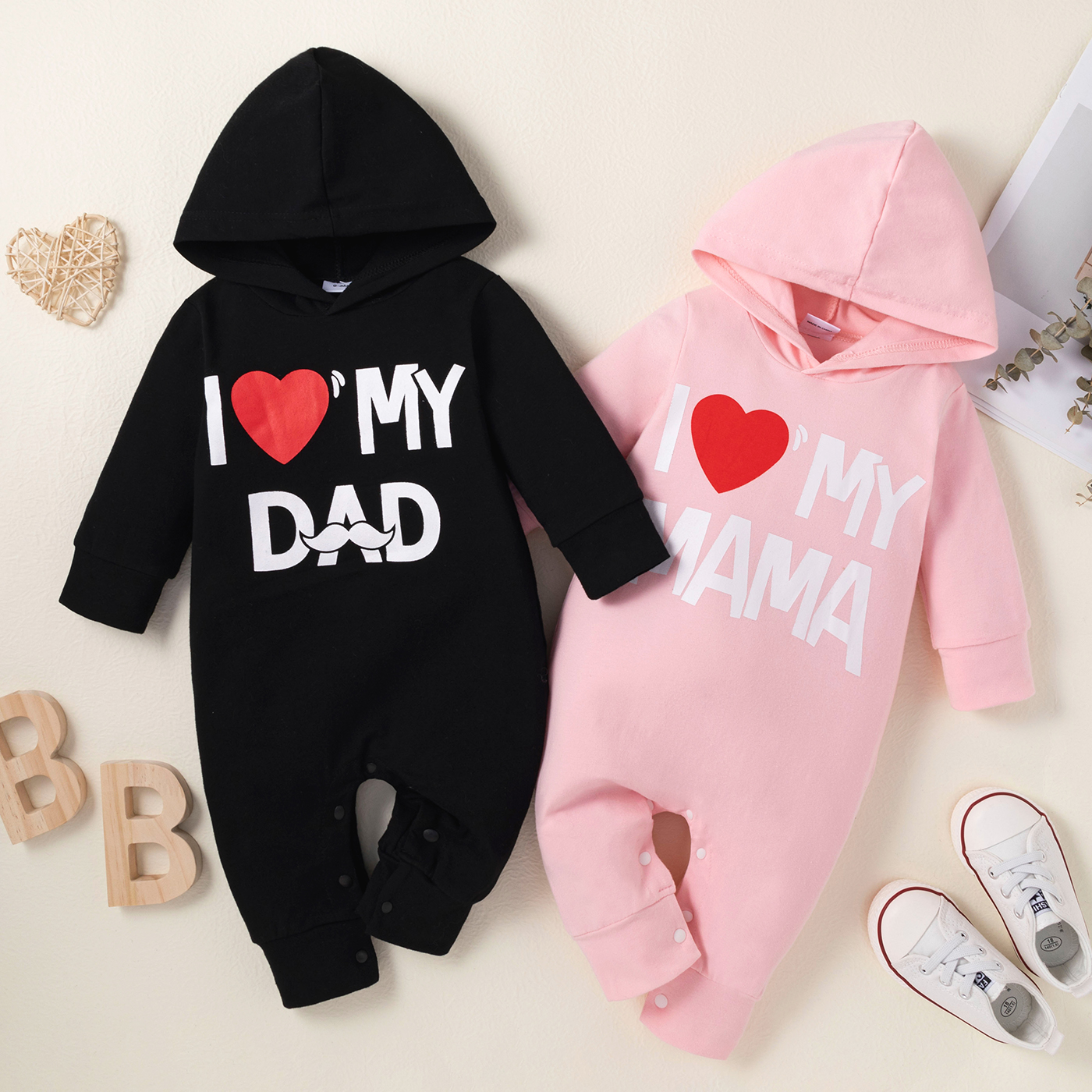 

Baby Boy/Girl Love Heart and Letter Print Long-sleeve Hooded Jumpsuit