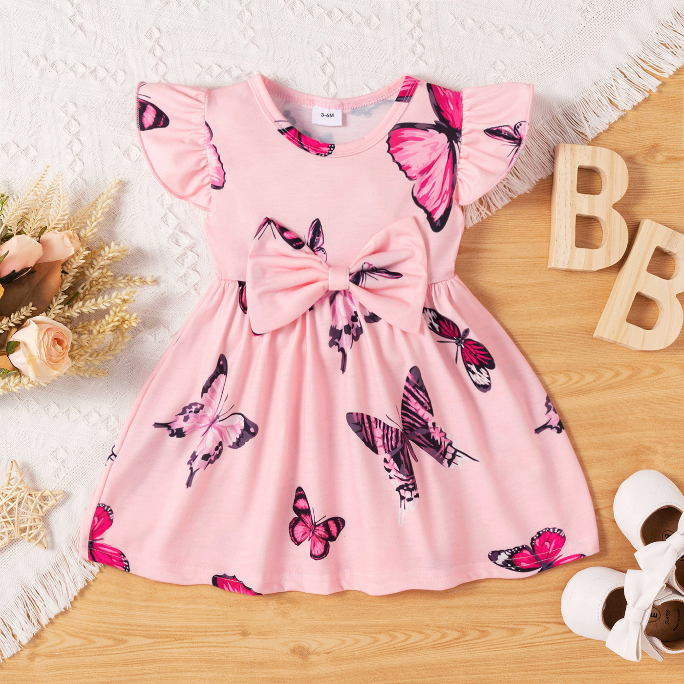 

Baby Girl All Over Butterfly Print Pink Flutter-sleeve Bowknot Dress