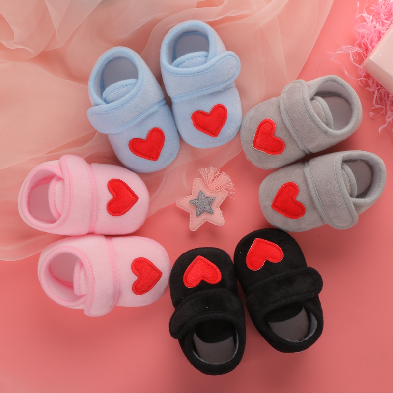 

Baby Solid Heart Pattern Prewalker Shoes