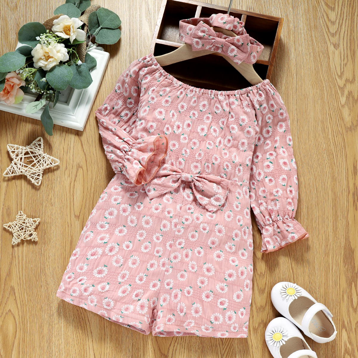 

2pcs Floral Allover Bow Decor Off Shoulder Long-sleeve Pink Baby Set