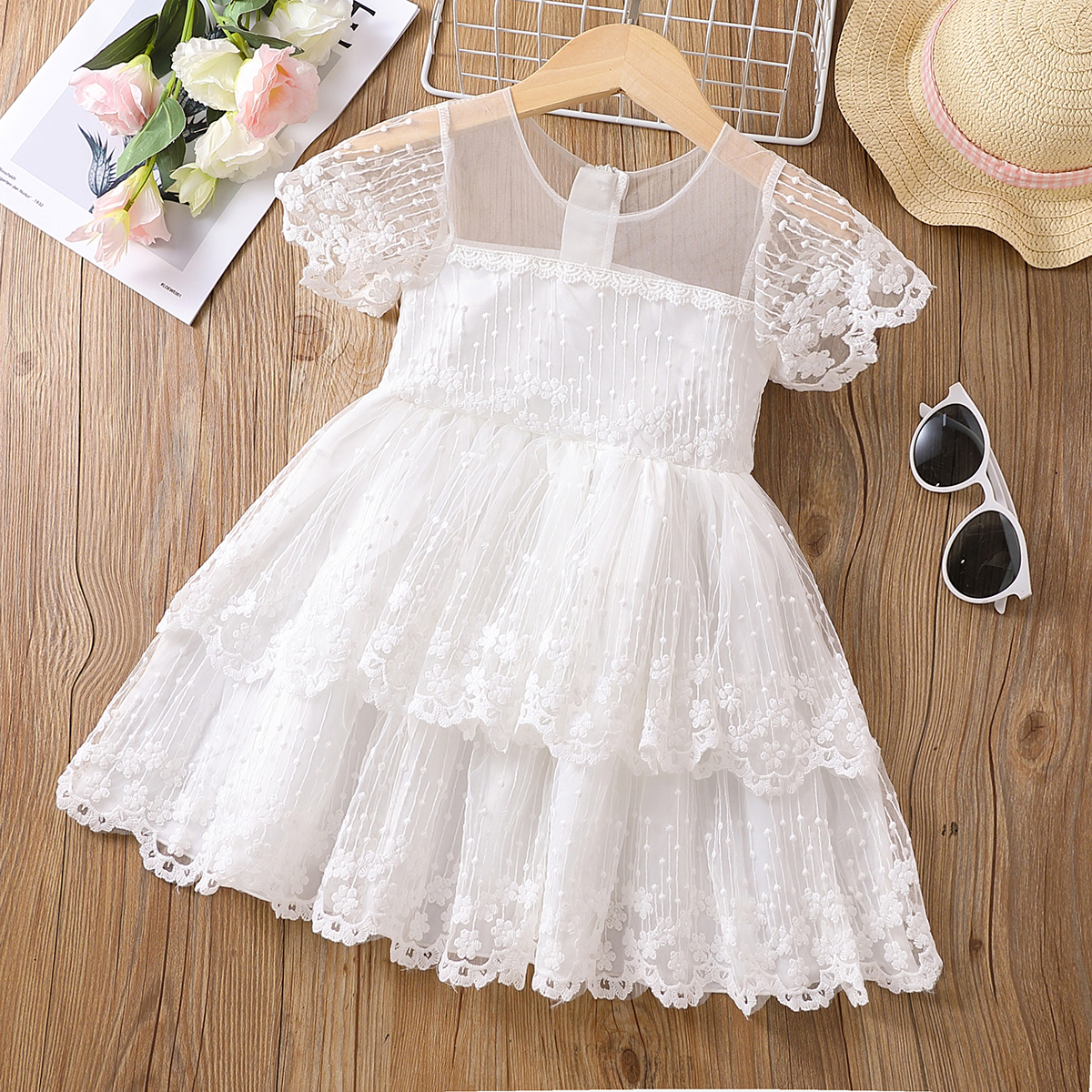 

Toddler Girl Floral Lace Design Mesh Layered Short-sleeve Princess Party White Dress