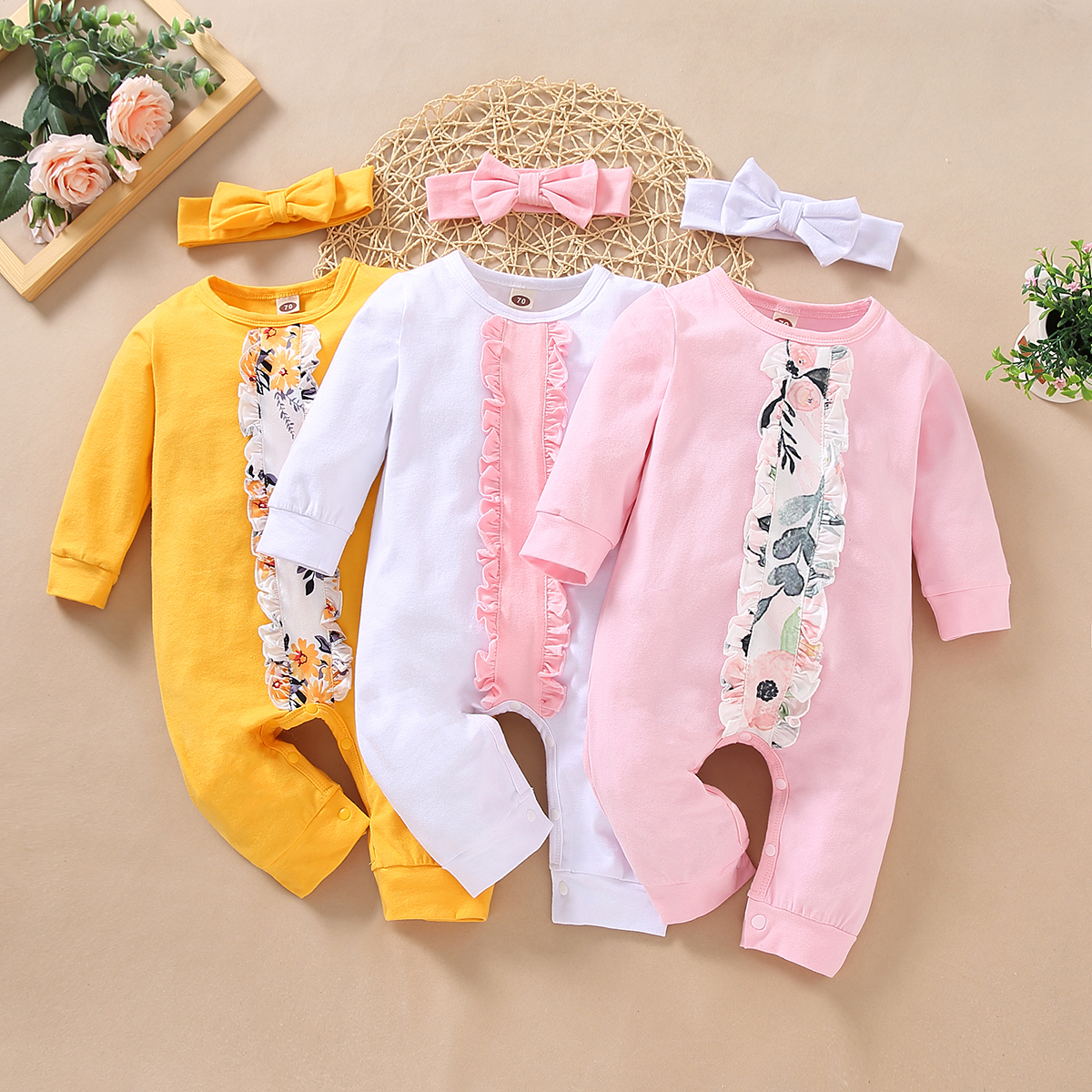 

2-piece Baby Ruffled Floral Jumpsuit and Headband Set