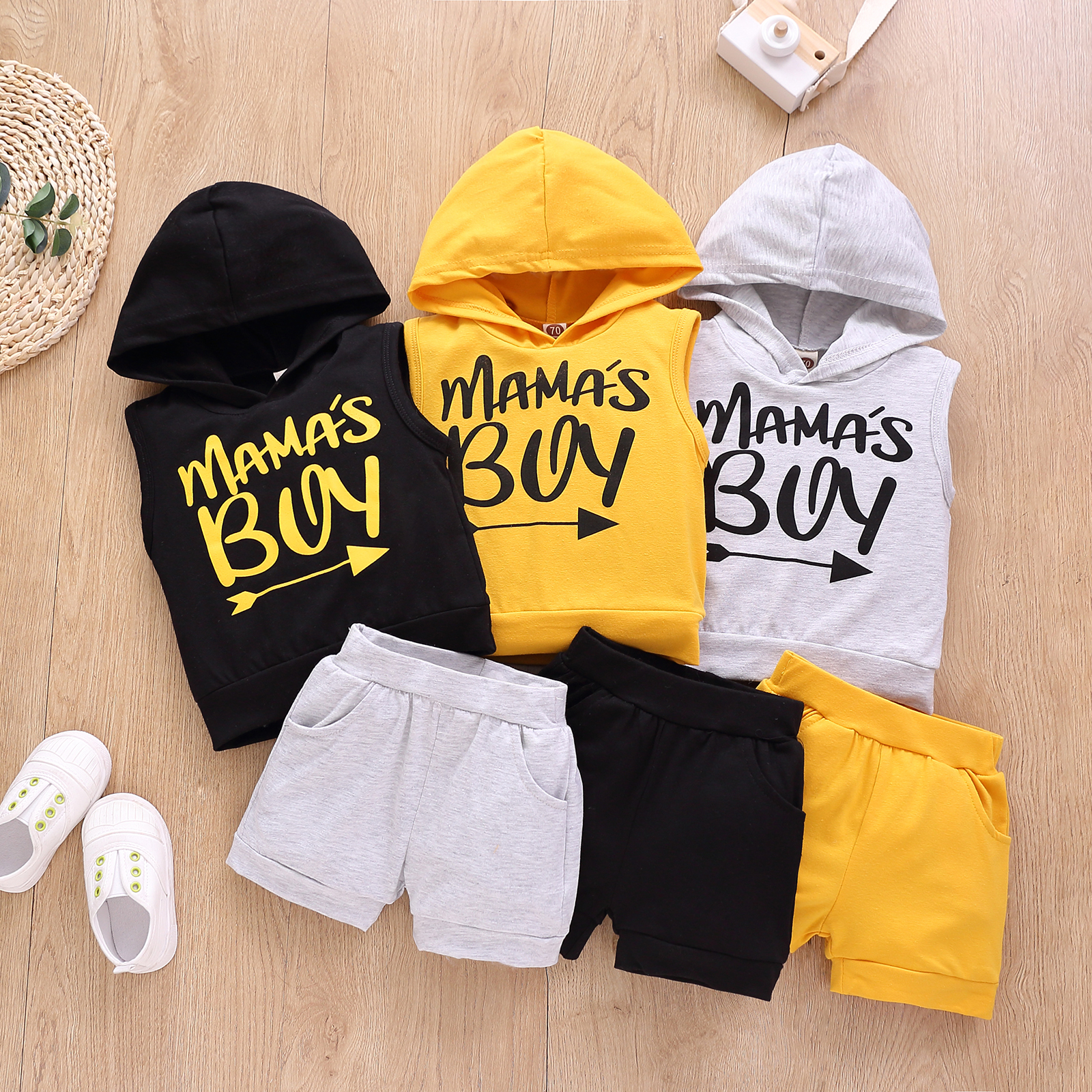 

2pcs Letter Print Color Block Hooded Sleeveless Baby Set