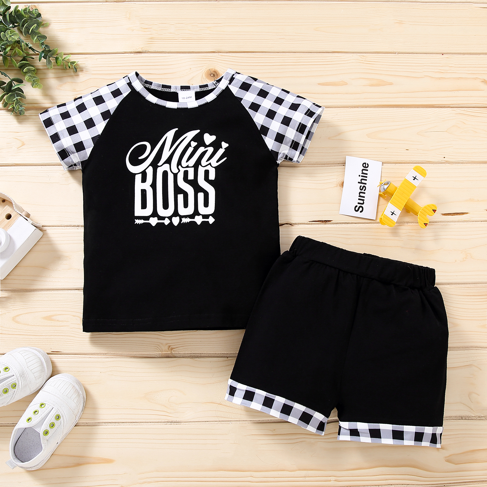 

2pcs Toddler Boy Short-sleeve Cotton Letter Plaid Toddler's Sets