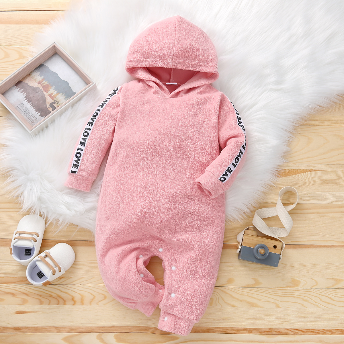 

Solid Letter Print Hooded Fleece Long-sleeve Pink Baby Jumpsuit