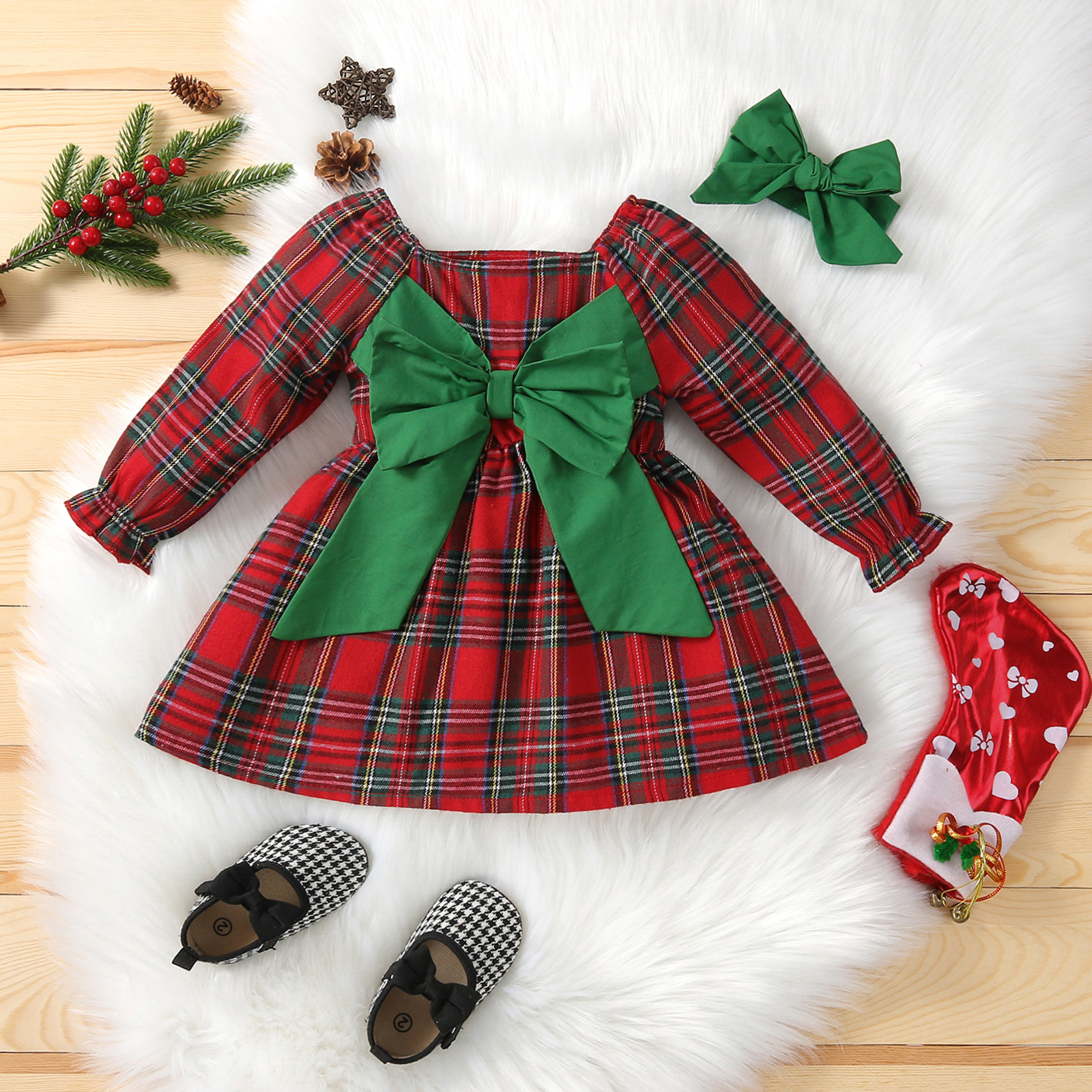 

Baby 2pcs Red Plaid and Green Bowknot Lantern Long-sleeve Dress Set