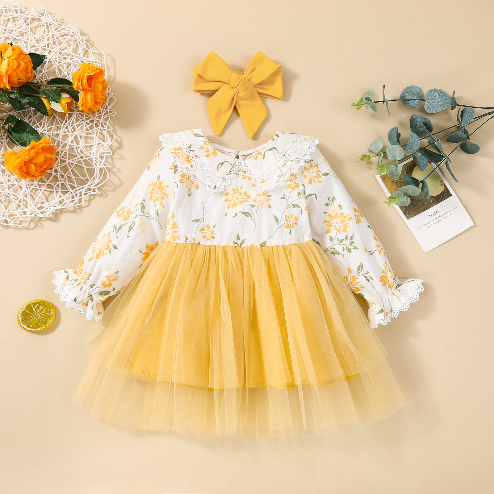 

2pcs Baby Floral Embroidered Lace Doll Collar Long-sleeve Splicing Mesh Dress Set