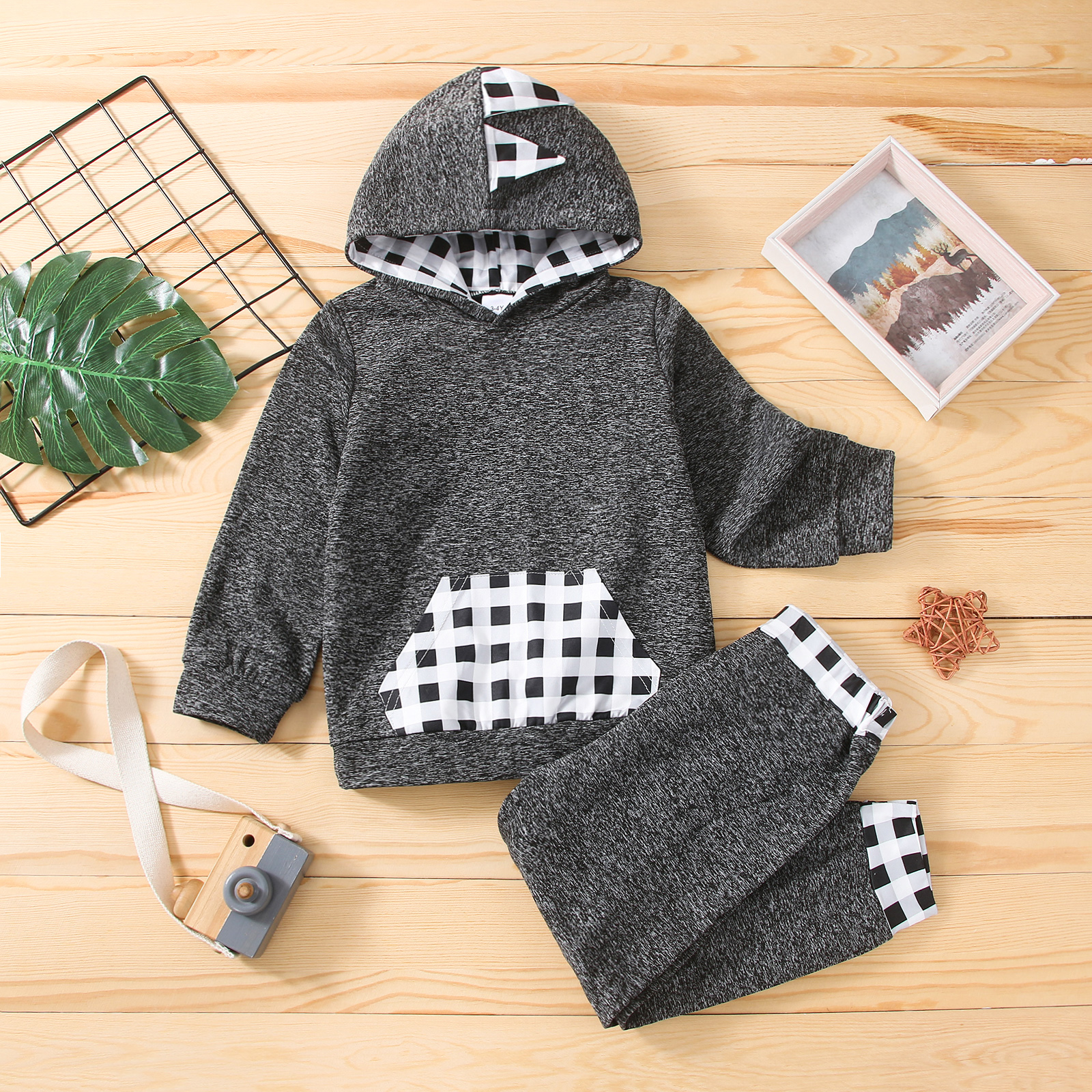 

2-piece Toddler Boy Plaid Spike Design Hoodie Sweatshirt and Pants Set