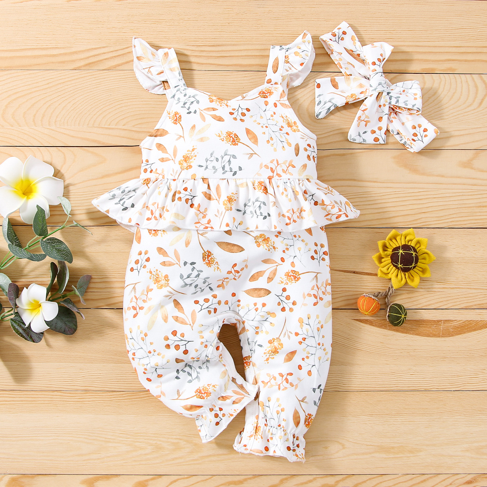 

2pcs Baby Girl All Over Leaves Print Sleeveless Ruffled Jumpsuit with Headband Set