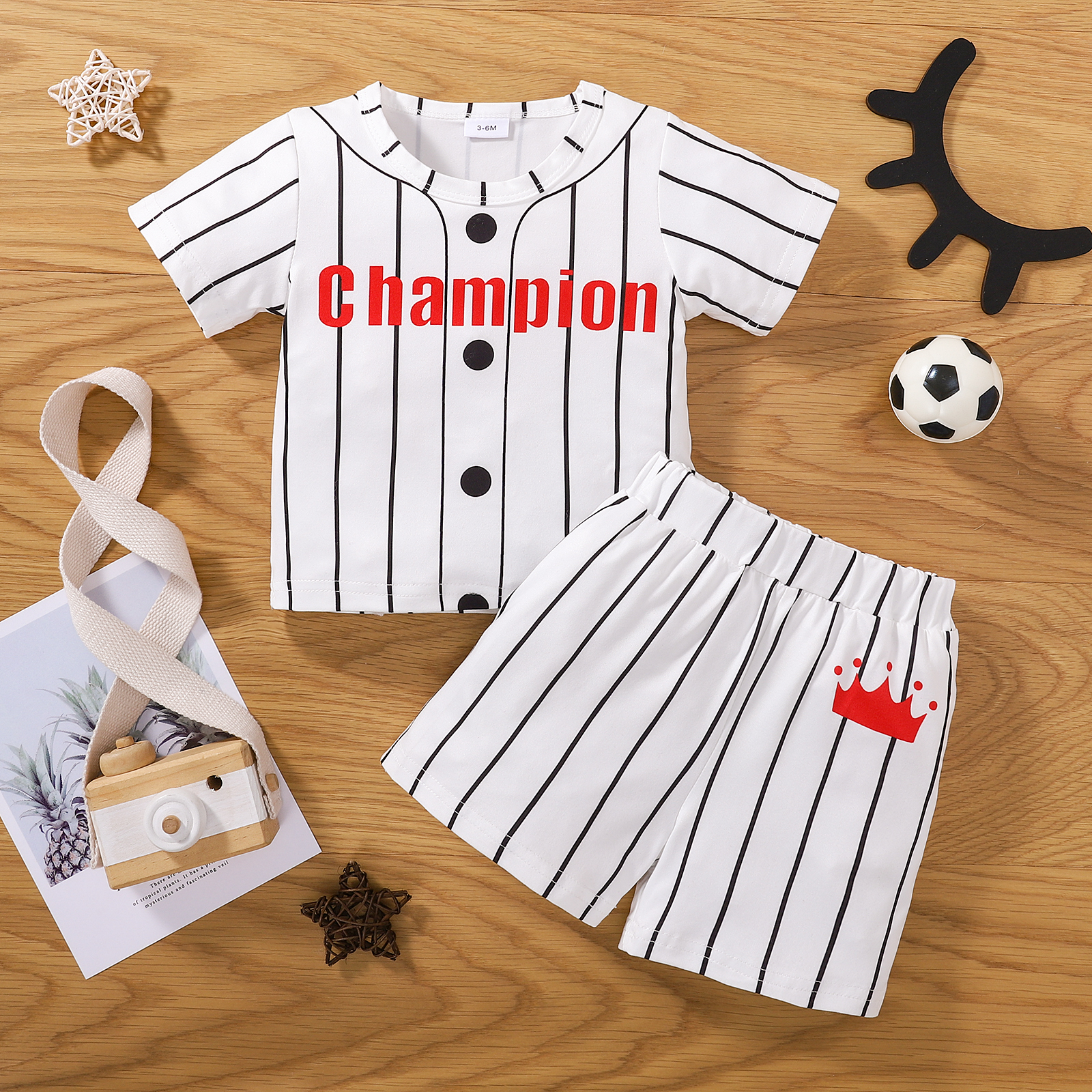 

Baby Boy Letter Print Striped Short-sleeve Tee and Crown Print Shorts Set