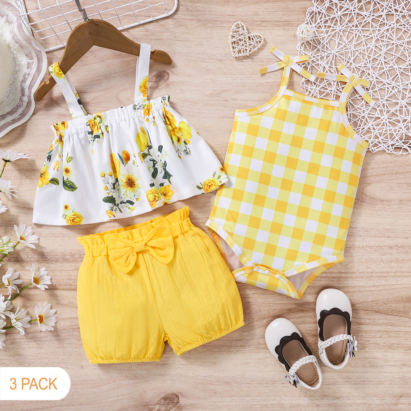 

3pcs Baby Girl 100% Cotton Shorts and Plaid Cami Romper with Floral Print Cami Top Set