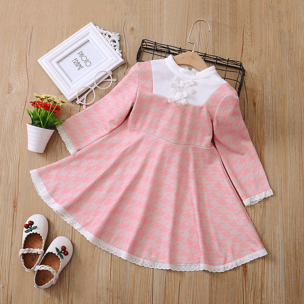 

Baby / Toddler Bowknot Lace Long-sleeve Dress