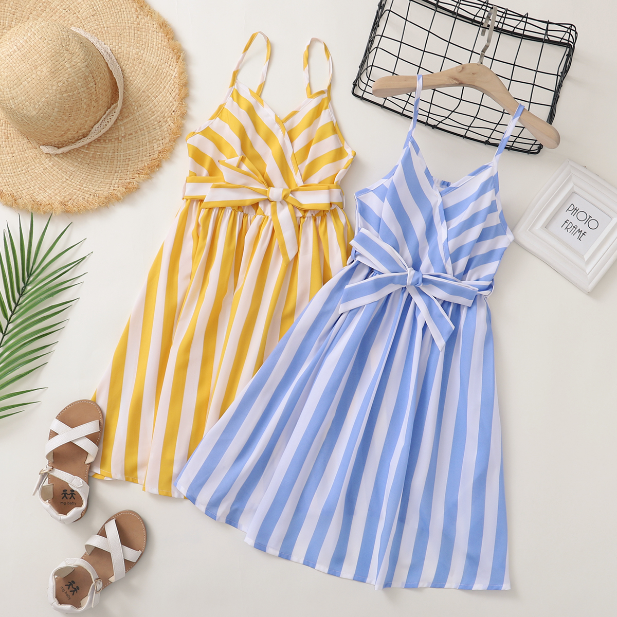 

Pretty Kid Girl Bowknot Striped Slip Dress