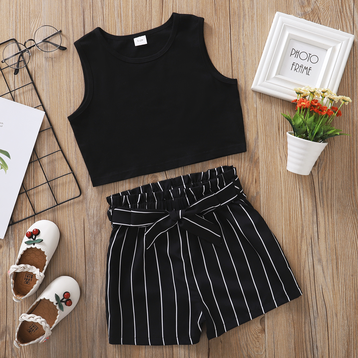 

Fashionable Kid Girl Striped Casual Set