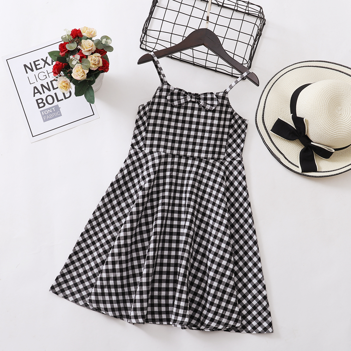 

Pretty Kid Girl Plaid Cami Dress